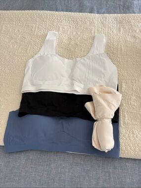 Everyday Seamless Scoop Sports Bralette - White